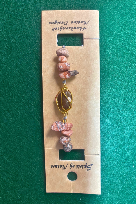 Natural Chip Stone Bracelet - Adjustable Pull-Tie Beaded Design