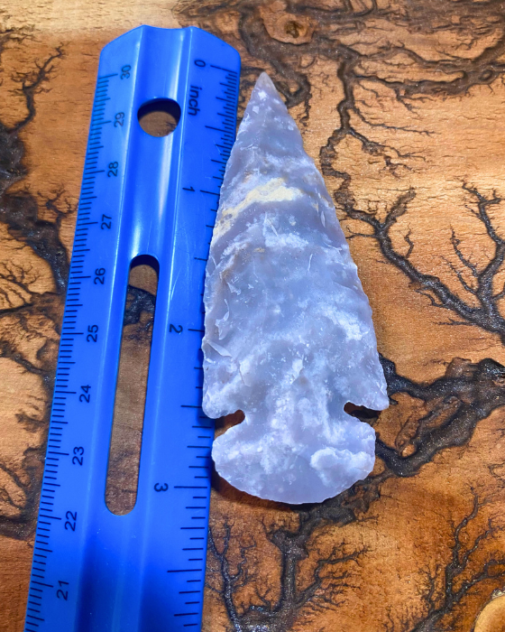 Hand-Knapped Arrowheads for Crafting - The Artisan's Dozen (12 Stone Points)