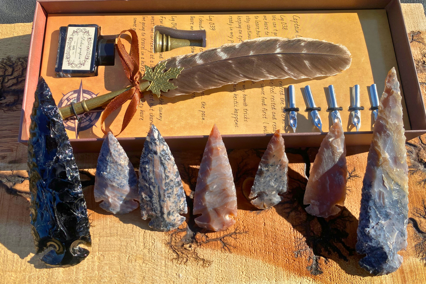 Hand-Knapped Arrowheads for Crafting - The Artisan's Dozen (12 Stone Points)
