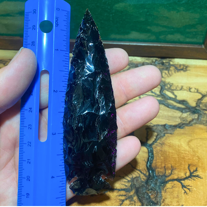 Curated Arrowhead Collection - The Hunter's Pack (8 Piece Display Set)